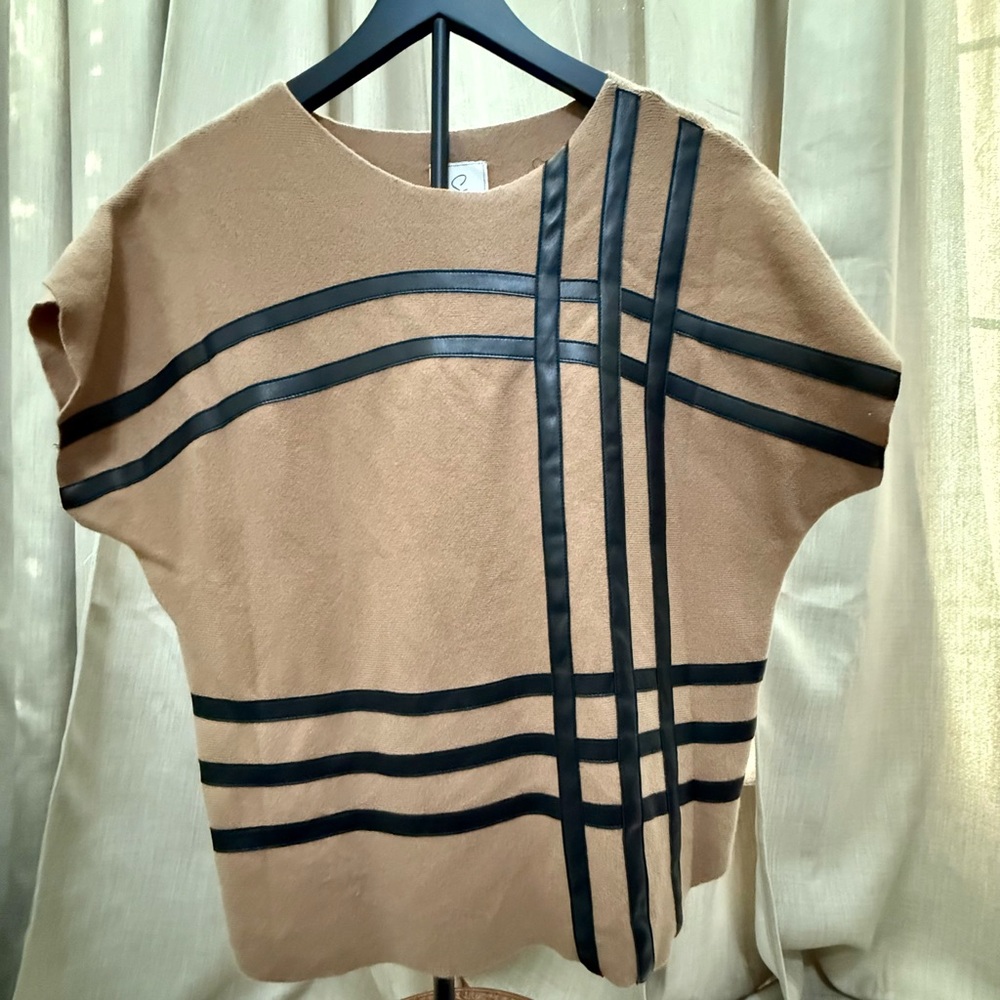 Sioni Tan and Black Women's Blouse